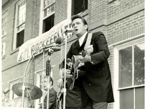 Cash plays in Hot Springs in support of the reelection campaign for Governor Winthrop Rockefeller, October 17, 1968