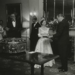 Winthrop and Jeannette present Queen Elizabeth, II with gift at Colonial Williamsburg, VA