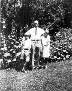 John Gould Fletcher, presumably with Terence and Gwennie, circa 1916-1920