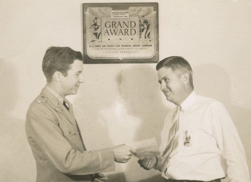 Hugh B. Patterson receiving an award from the US Army Air Forces Air Technical Service Command, undated