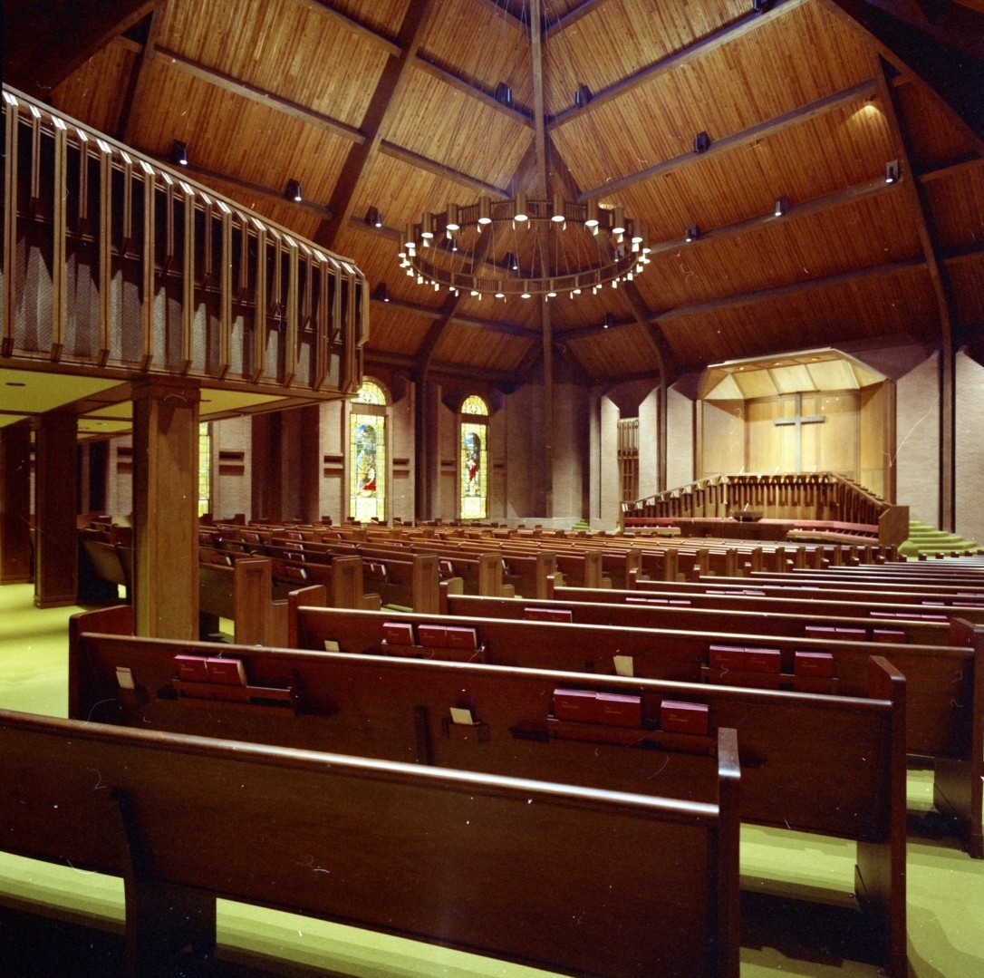Second Presbyterian Church sanctuary, ca. 1970 Second Presbyterian Church sanctuary, ca. 1970