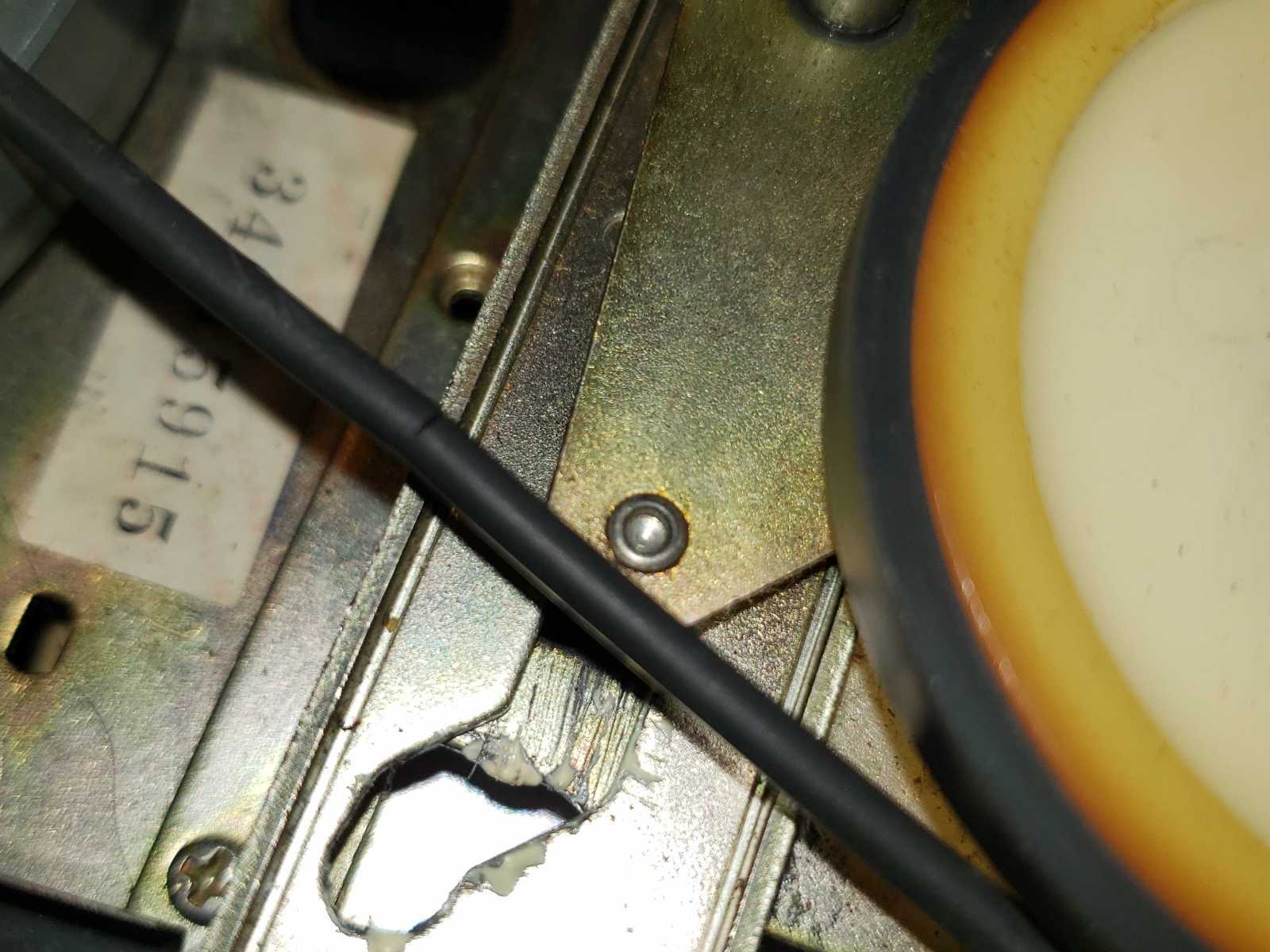 A main belt is torn inside of the reel-to-reel deck