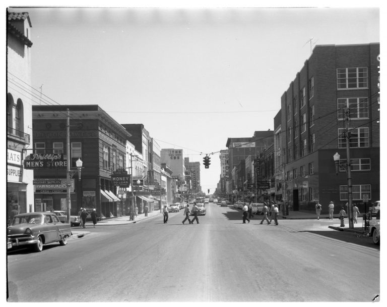 West Rock to East: Housing Segregation during Urban Renewal – Mapping