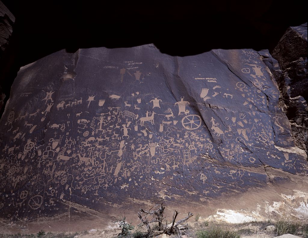 Paper Roc Utah Petroglyphs at Utah’s Newspaper Rock – Arkansas Primary Source Sets