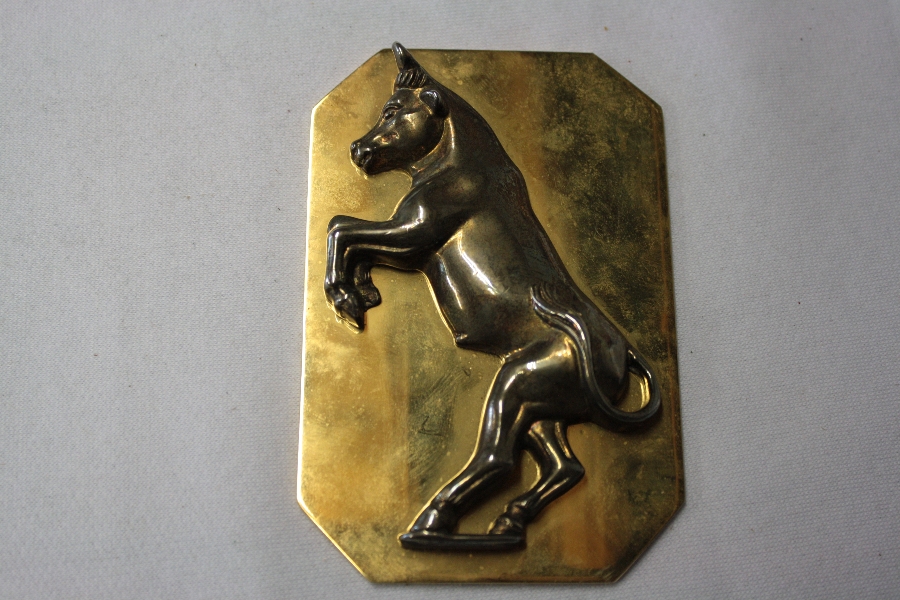 Winthrop Rockefeller's paperweight of a bull Winthrop Rockefeller's paperweight of a bull