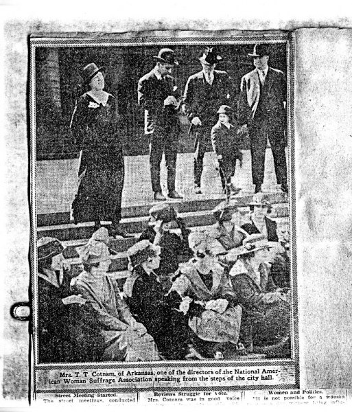Mrs. T.T. Cotnam of Arkansas speaking from the steps of City Hall