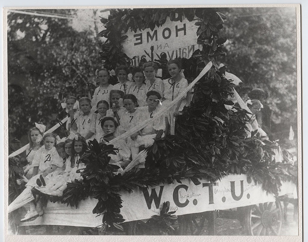 Woman's Christian Temperance Union Parade Float, 1912, in Hope, Hempstead County. (Ark.)