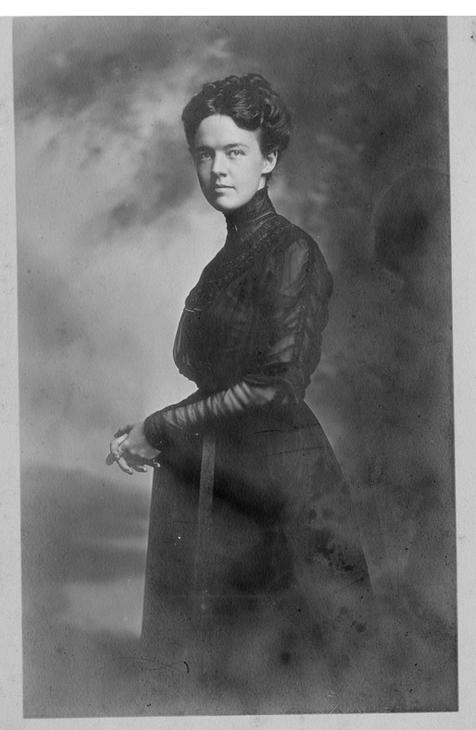 Adolphine Fletcher Terry, 1910