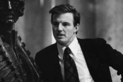 Jim Guy Tucker next to bust of Count Pulaski