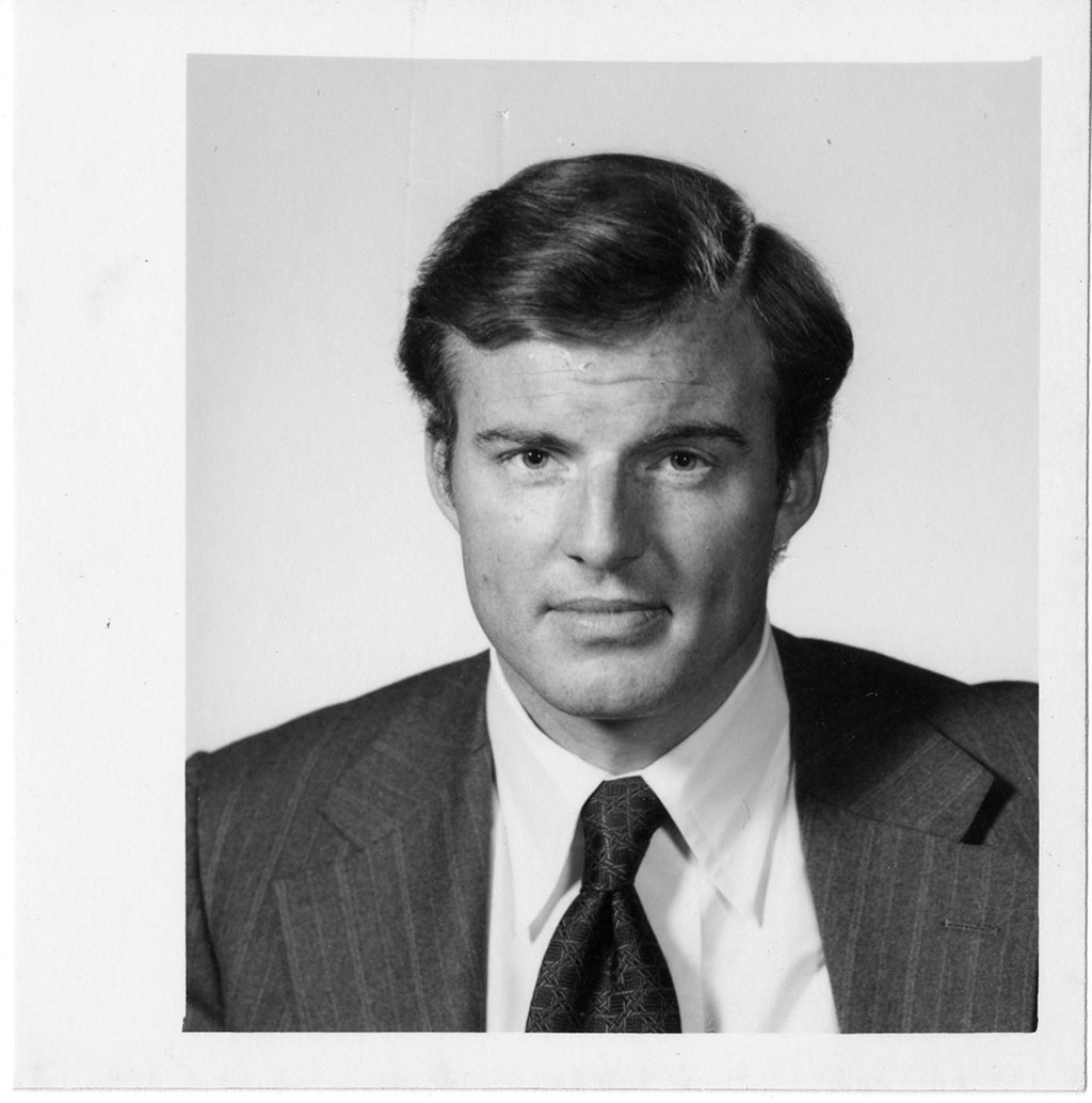 Jim Guy Tucker headshot Jim Guy Tucker headshot