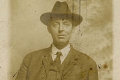 Photo of Guy Beckwith Tucker, 1906.