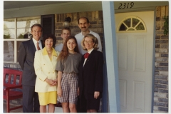 Jim Guy Tucker and Betty with family in Siloam Springs, Arkansas