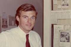 Jim Guy Tucker at campaign headquarters for prosecuting attorney