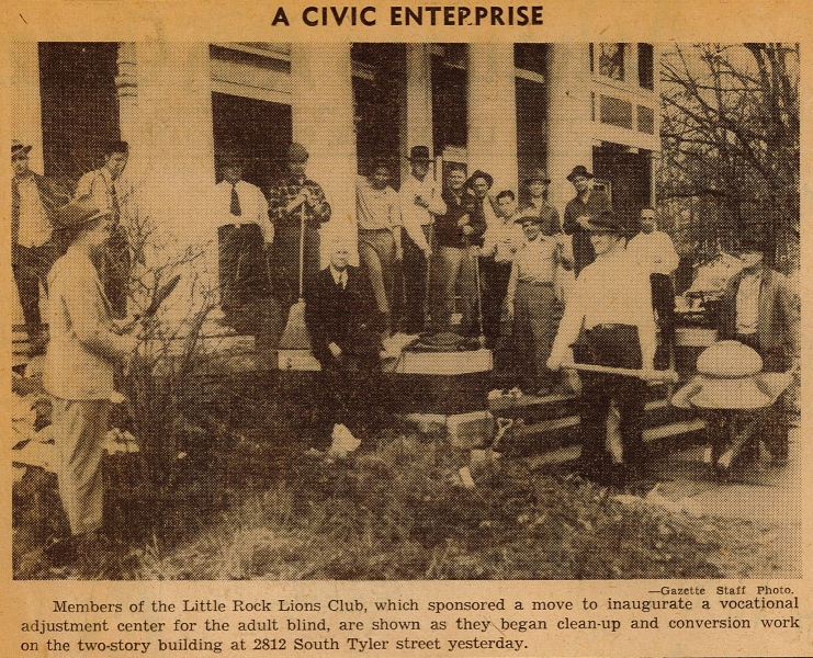 Newspaper clipping about the LR Lions Club cleaning the Brack Home, Arkansas Gazette, January 1947